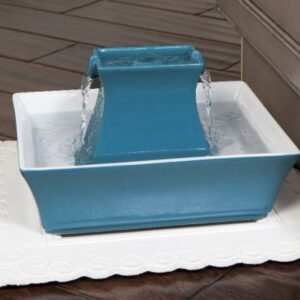 Fontaine-en-céramique-bleu-de-2-L-Pagoda-Drinkwell-PetSafe-5.jpg