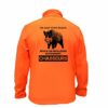 AtooDog Veste de Chasse en Softshell, Sanglier, on nait Tous égaux Seuls Les Meilleurs Deviennent Chasseur (142-186, Orange, XL, AV Manches)
