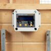 IDMarket - Porte Automatique poulailler programmable Heure et luminosité extérieure 22x33 CM
